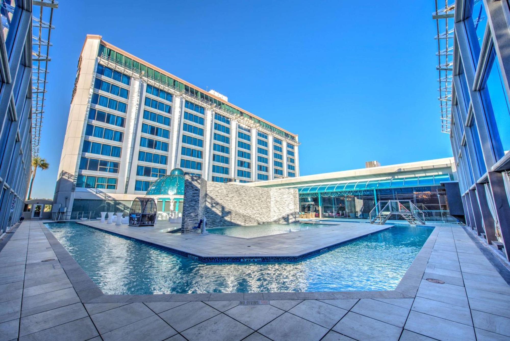 Hotel Doubletree By Hilton Houston Brookhollow Exterior foto